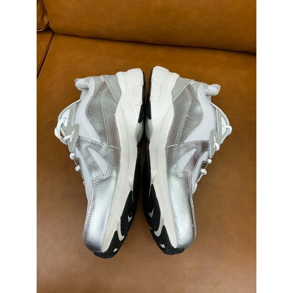 Ryka Skyrise Walking Sneaker Womens 9.5W Silver Metallic Water Repel Z1298